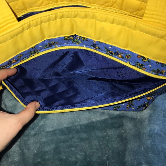 💥EUC! Quilted Tote Bag - Picture 8 of 8